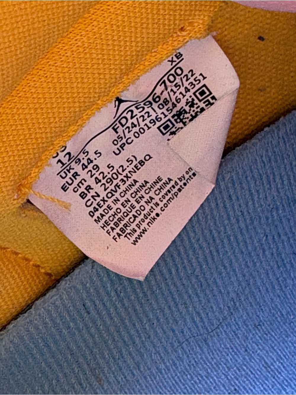 Jordan 1 High OG Reverse Laney - Picture 7 of 8